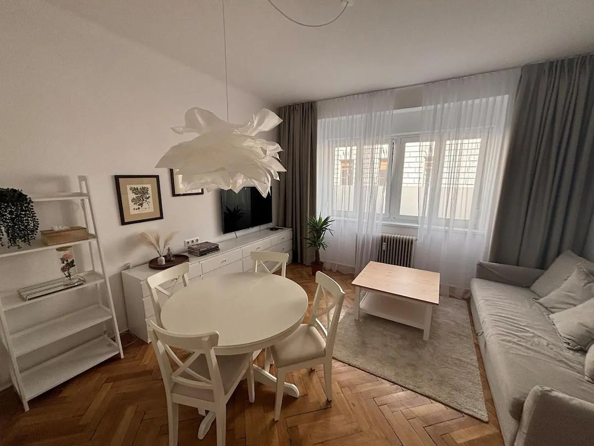 Trina Apartment In The City Centre Laibach Slowenien