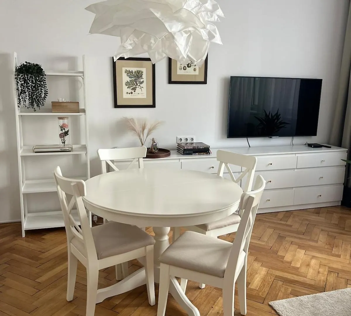 Trina Apartment In The City Centre Laibach
