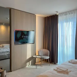 Tivoli Boutique Отель