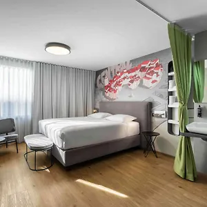 Ibis Styles Centre Отель